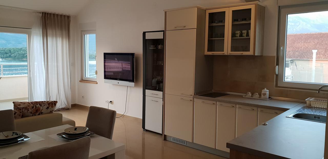 Riverside Villa Tivat Exterior foto